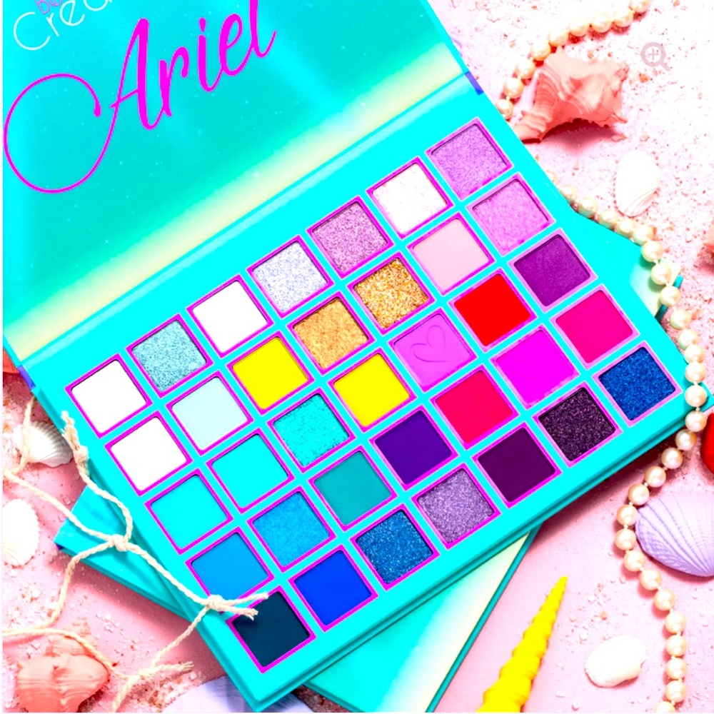 Beauty creations eyeshadow pallet